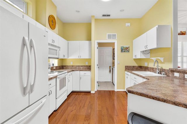 5245 CHINA SEA DRIVE, Tavares, FL 32778