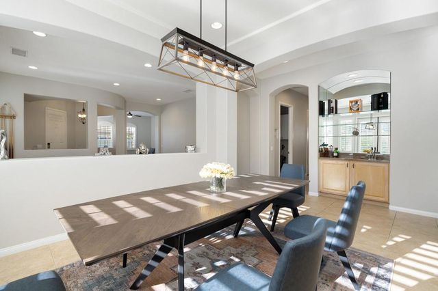 68 Via Del Pienza, Rancho Mirage, CA 92270