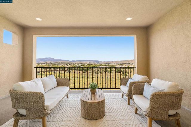 1195 Trumpet Vine Ln, San Ramon, CA 94582