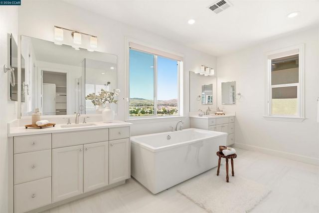 1195 Trumpet Vine Ln, San Ramon, CA 94582
