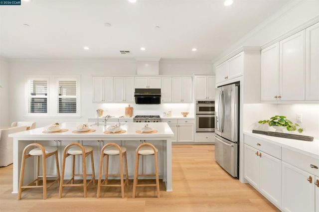 1195 Trumpet Vine Ln, San Ramon, CA 94582