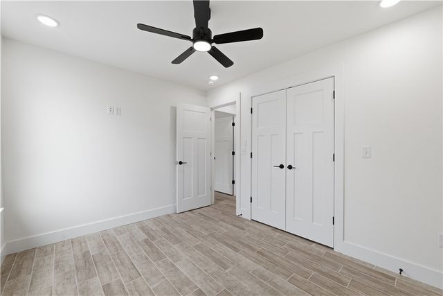 504 4th Ave NE, Gravette, AR 72736