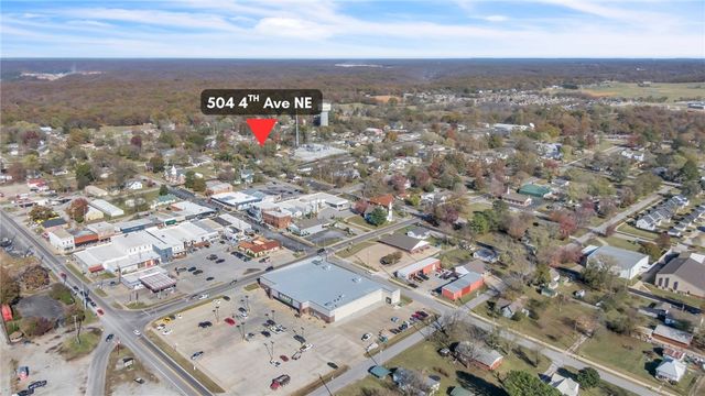 504 4th Ave NE, Gravette, AR 72736