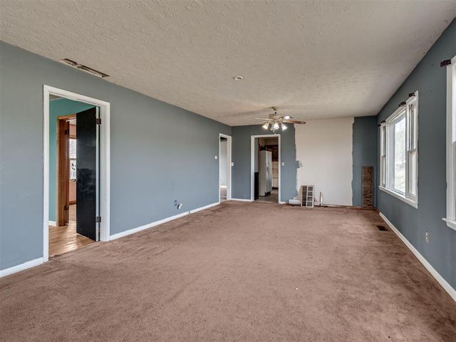 10050 E Maguire Road, Noble, OK 73068