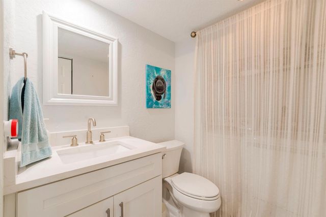 3900 County Line Road 21A, Tequesta, FL 33469