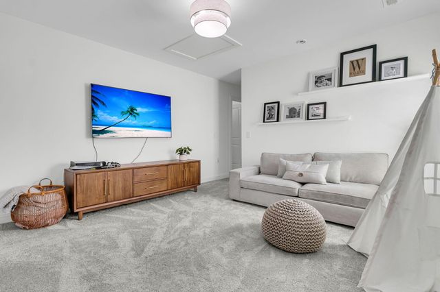 485 Sanders Farm Lane, Wando, SC 29492