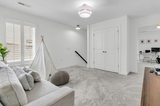 485 Sanders Farm Lane, Wando, SC 29492