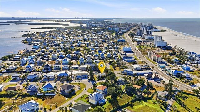 75 Mound RD, Fort Myers Beach, FL 33931
