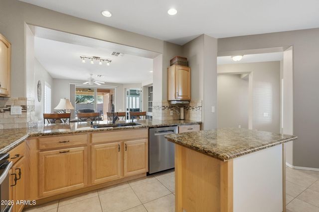 10729 E LAZY DOC Court, Gold Canyon, AZ 85118