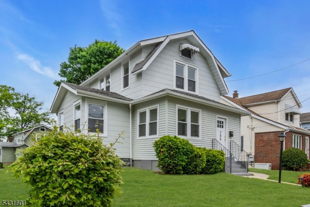 288 Harrison St, Nutley Twp., NJ 07110
