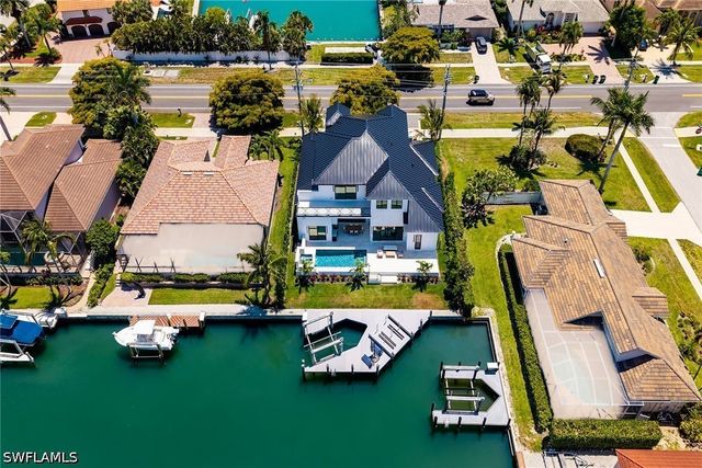 1108 Winterberry DR, Marco Island, FL 34145