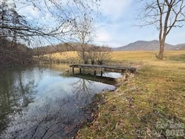 132 Hurd Road, Canton, NC 28716