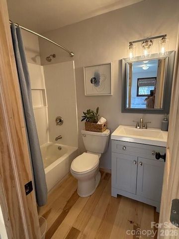 132 Hurd Road, Canton, NC 28716