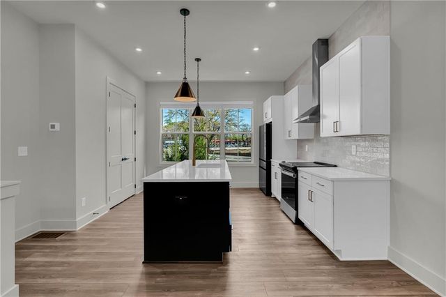 152 Chestnut Circle, Atlanta, GA 30342