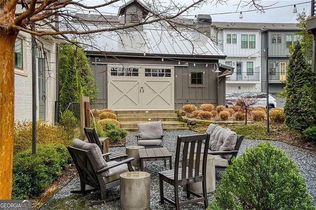 152 Chestnut Circle, Atlanta, GA 30342