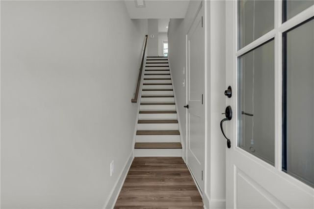 152 Chestnut Circle, Atlanta, GA 30342