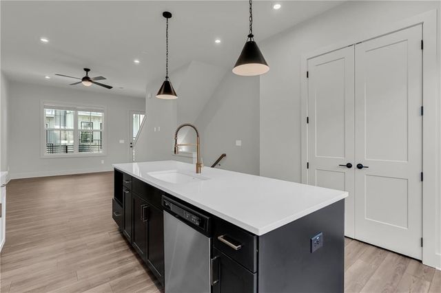 152 Chestnut Circle, Atlanta, GA 30342