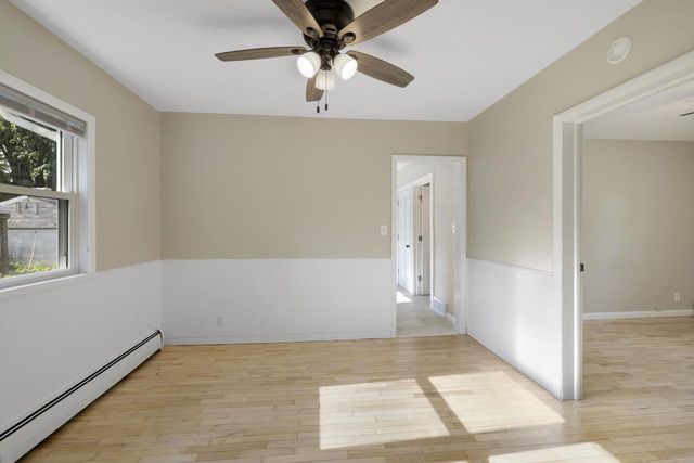 215 E SPRING STREET, Appleton, WI 54911