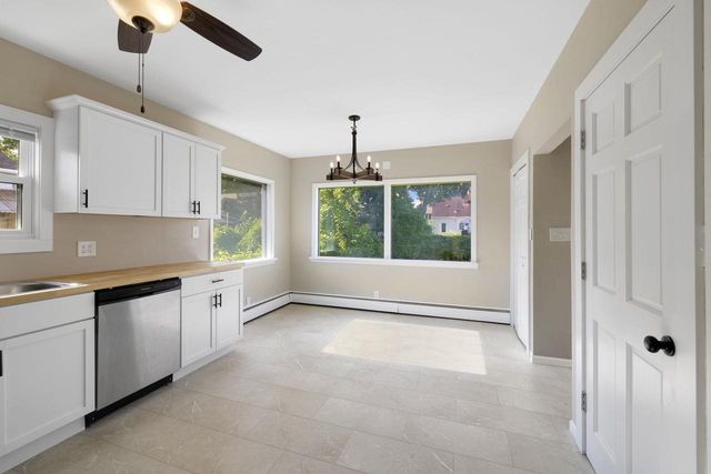 215 E SPRING STREET, Appleton, WI 54911