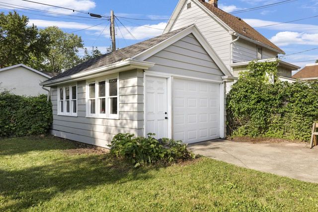 215 E SPRING STREET, Appleton, WI 54911