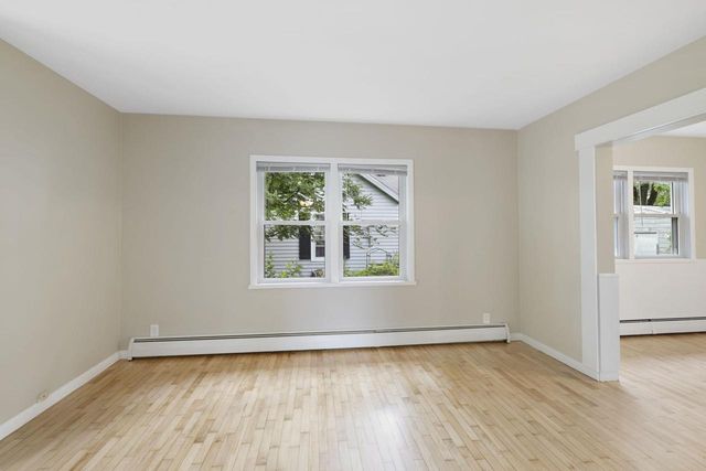 215 E SPRING STREET, Appleton, WI 54911