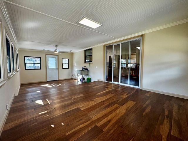 1709 Rangewood SW Drive, Lilburn, GA 30047