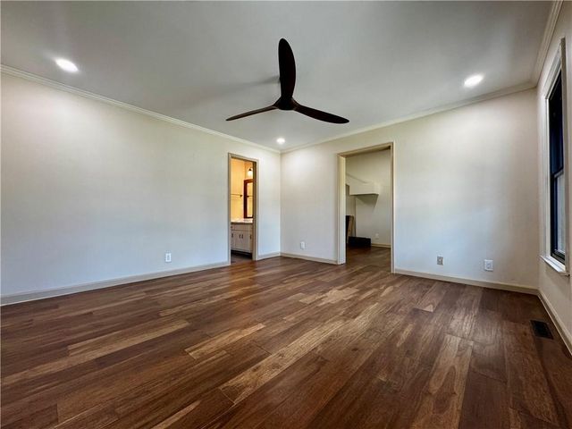 1709 Rangewood SW Drive, Lilburn, GA 30047