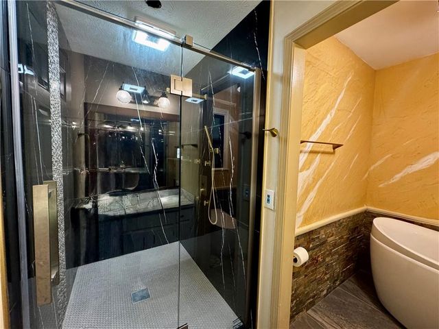 1709 Rangewood SW Drive, Lilburn, GA 30047