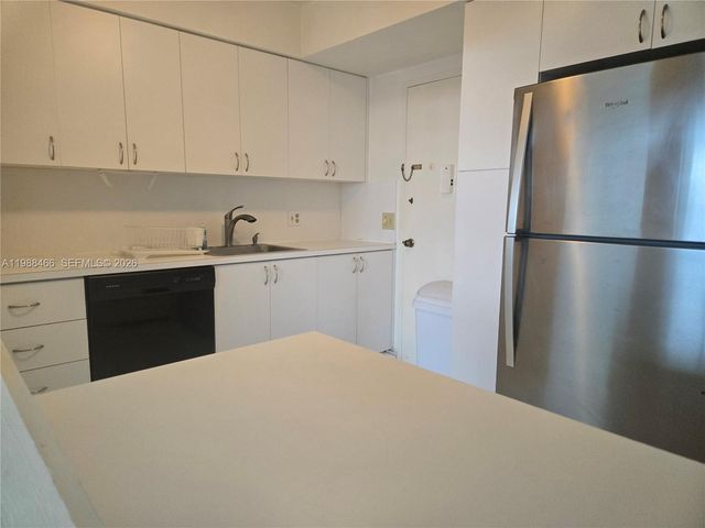 3505 S Ocean Dr 804, Hollywood, FL 33019