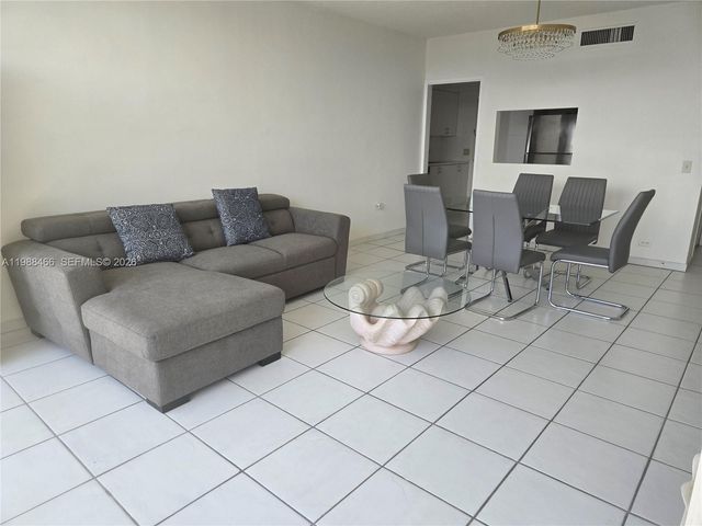 3505 S Ocean Dr 804, Hollywood, FL 33019