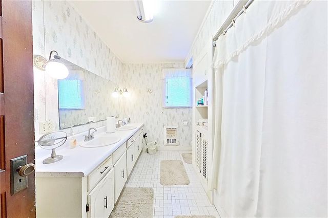 241 Strickland Avenue, Blackshear, GA 31516