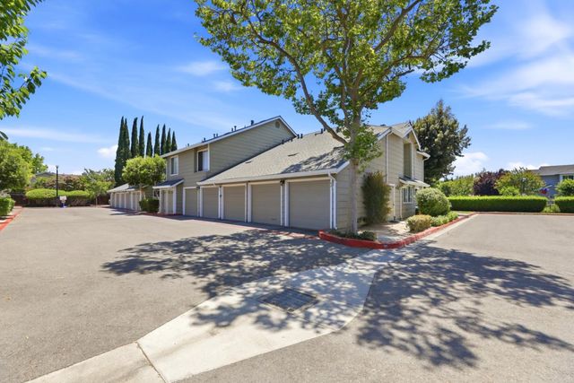 32 Cherry Crest Lane, San Jose, CA 95136