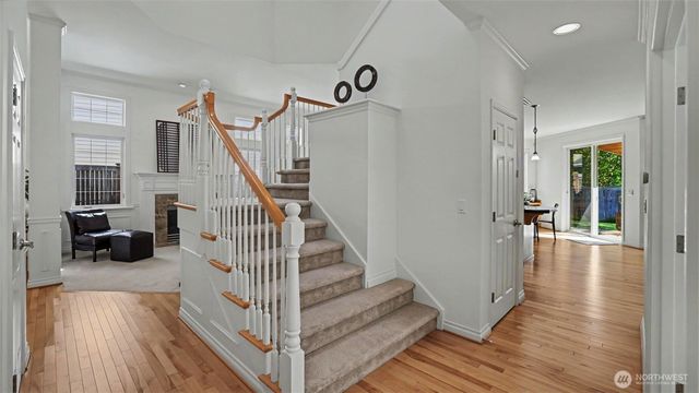 27106 SE 13th Street, Sammamish, WA 98075