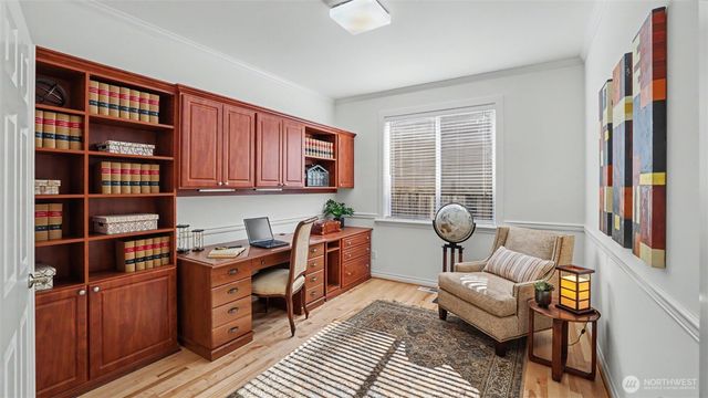 27106 SE 13th Street, Sammamish, WA 98075