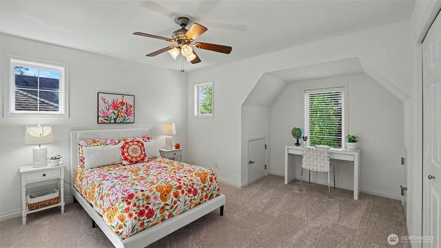27106 SE 13th Street, Sammamish, WA 98075