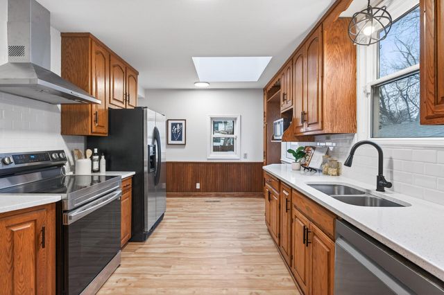 4829 Oakland Avenue, Minneapolis, MN 55417