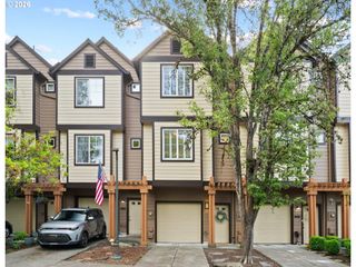 676 Sw DILLAN Dr, Beaverton, OR 97006