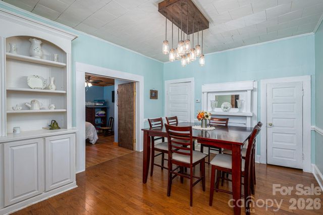 744 S Grove Street Extension, Lincolnton, NC 28092
