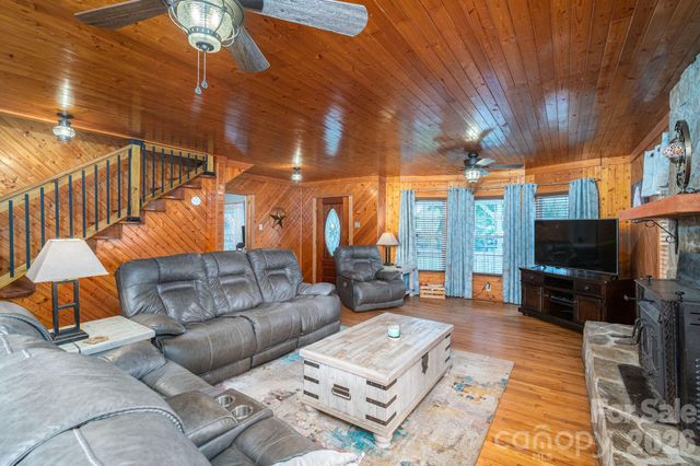 744 S Grove Street Extension, Lincolnton, NC 28092
