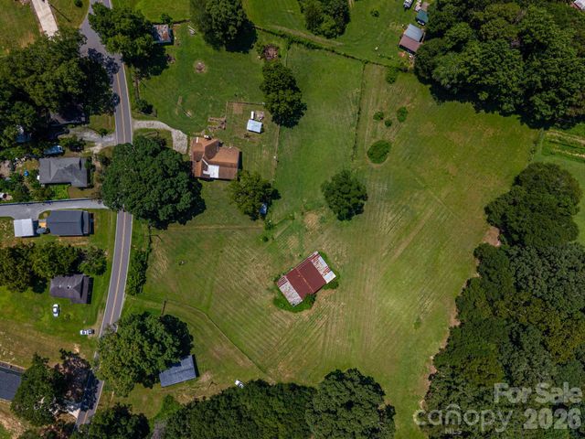 744 S Grove Street Extension, Lincolnton, NC 28092