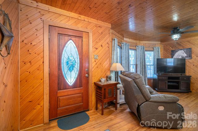 744 S Grove Street Extension, Lincolnton, NC 28092