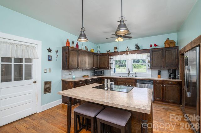 744 S Grove Street Extension, Lincolnton, NC 28092