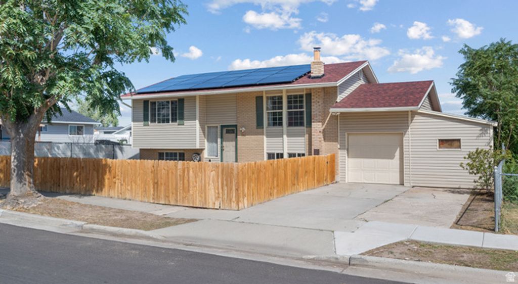 7368 W MIRIAM WAY, Magna, UT 84044 — exterior