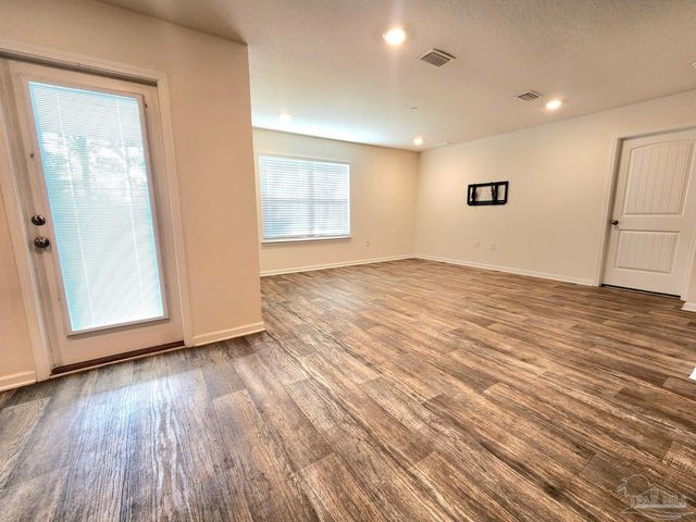 7457 Steeplechase Blvd, Pensacola, FL 32526