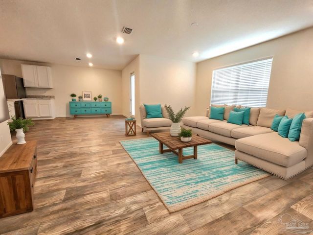 7457 Steeplechase Blvd, Pensacola, FL 32526