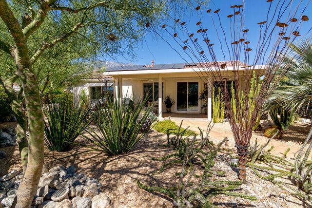 3742 Date Palm Trail, Palm Springs, CA 92262