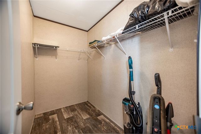 1849 Royal Road, Port Lavaca, TX 77979