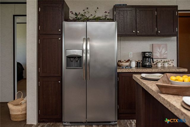 1849 Royal Road, Port Lavaca, TX 77979