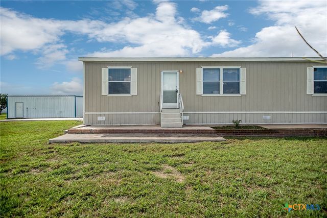 1849 Royal Road, Port Lavaca, TX 77979
