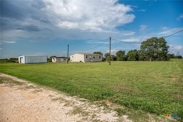 1849 Royal Road, Port Lavaca, TX 77979